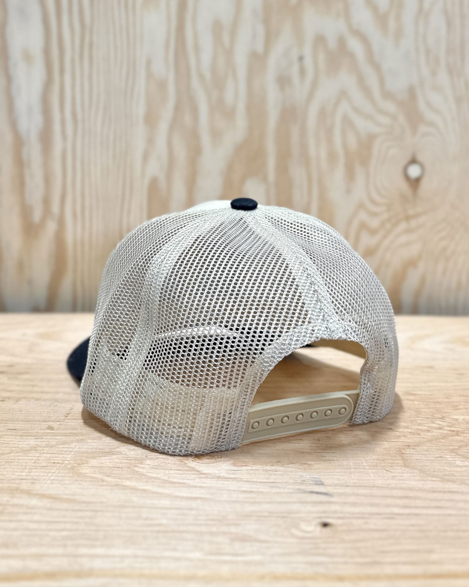 Casquette Pêche à la Mouche<br> Capsize Patch Velcro Beige/Marine