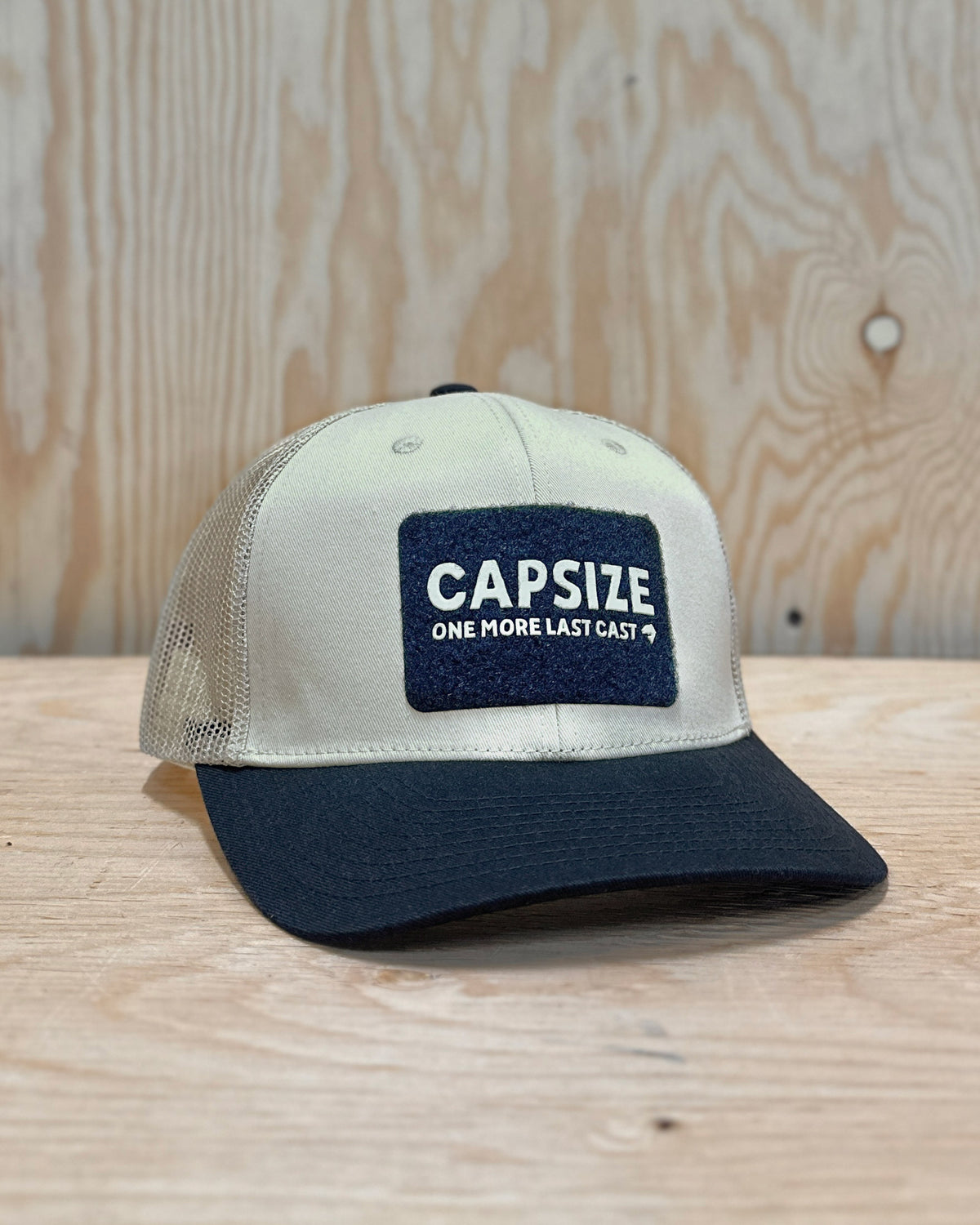 Casquette Pêche à la Mouche&lt;br&gt; Capsize Patch Velcro Beige/Marine