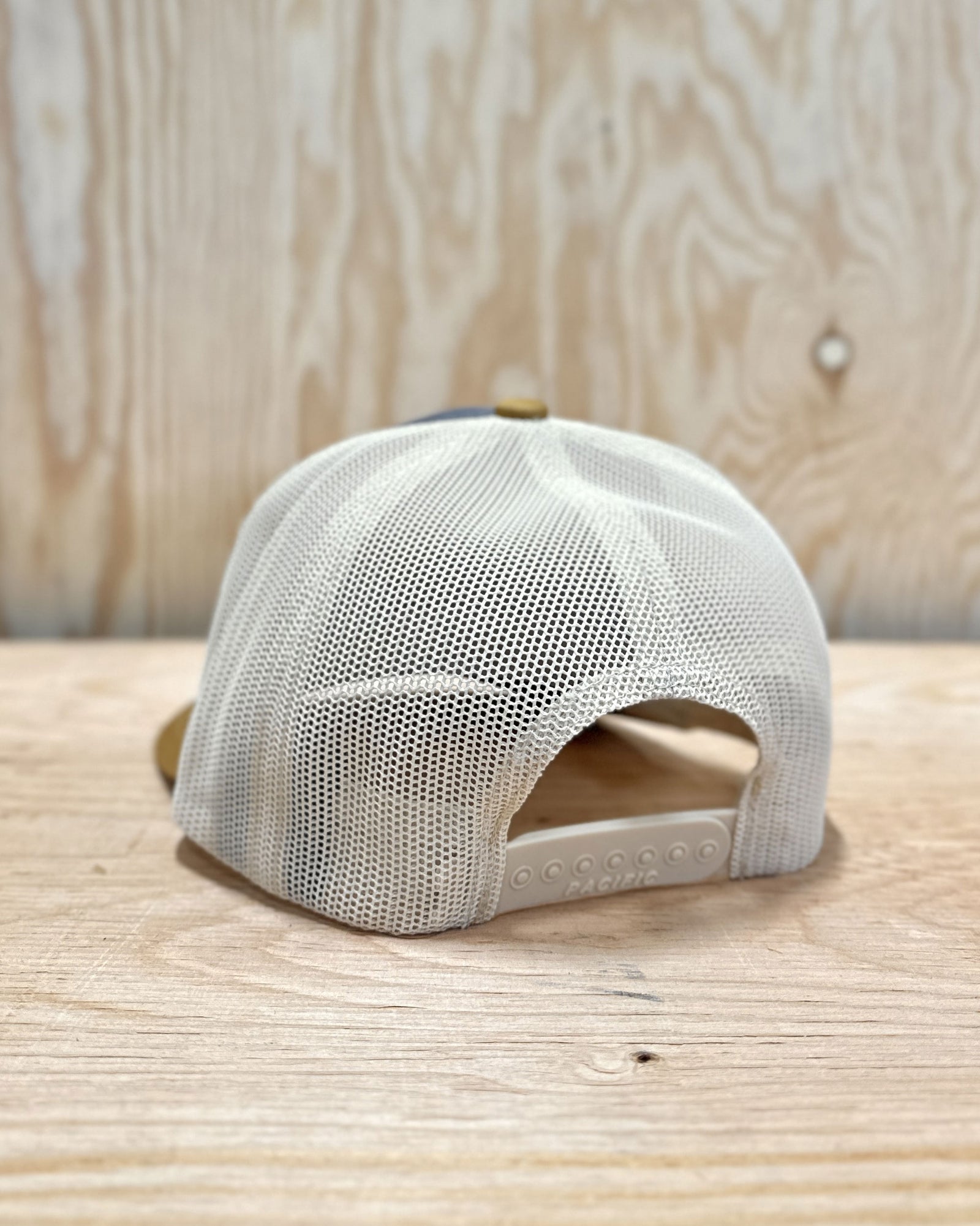 Casquette Pêche à la Mouche<br> Saumon Sauvage Trucker HG/AG