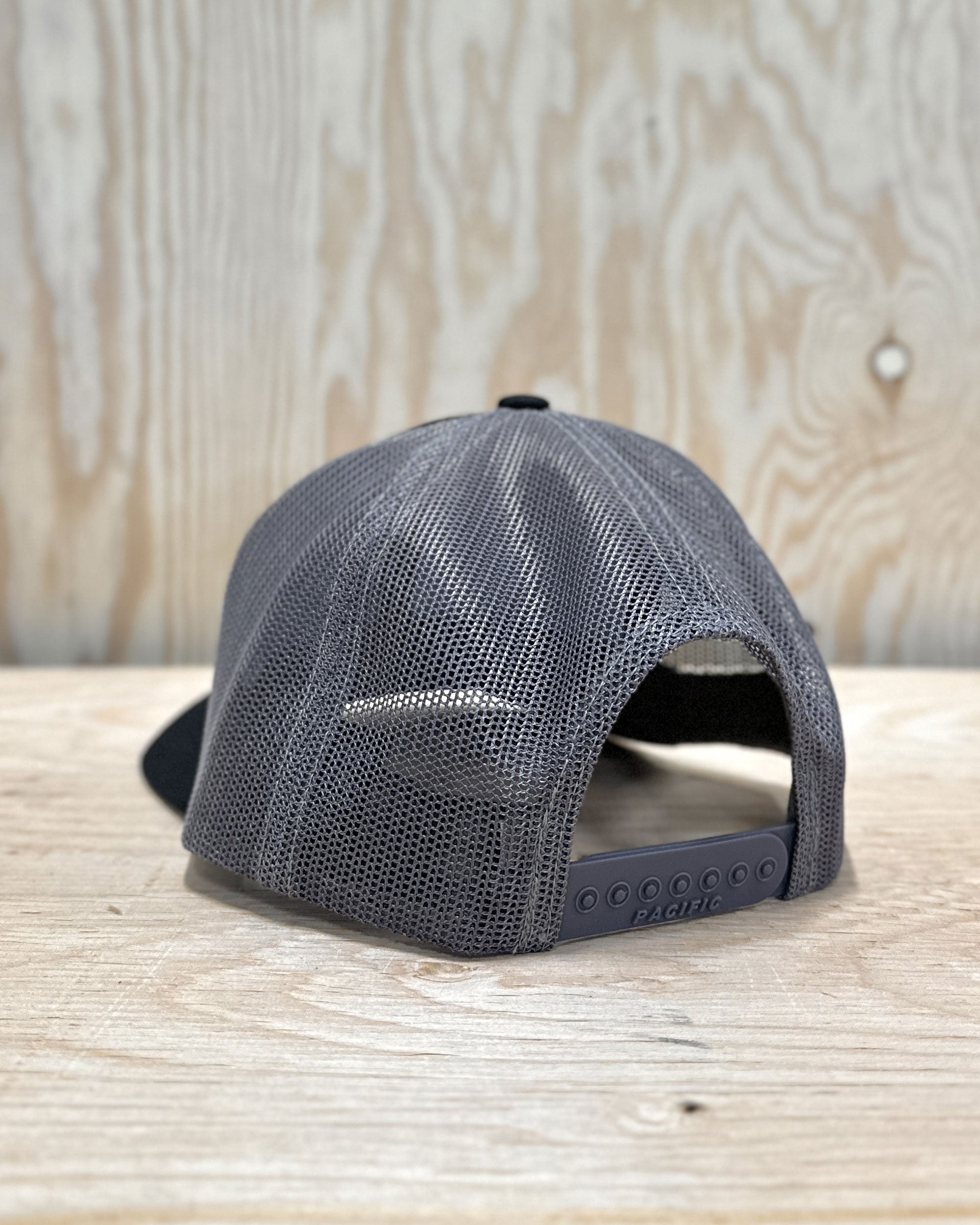 Casquette Pêche à la Mouche<br> Saumon Sauvage Cuir Noir